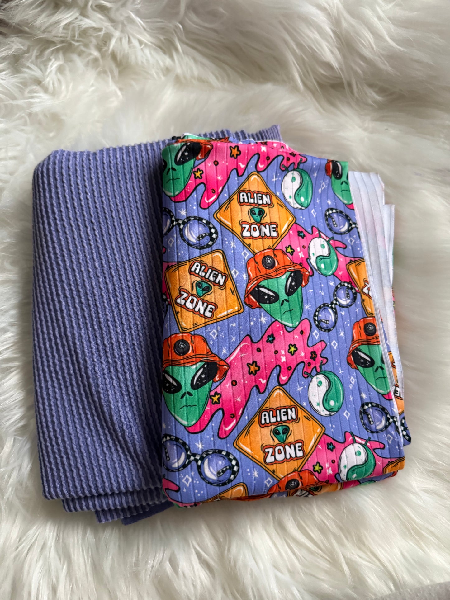 Stay weird Bundle