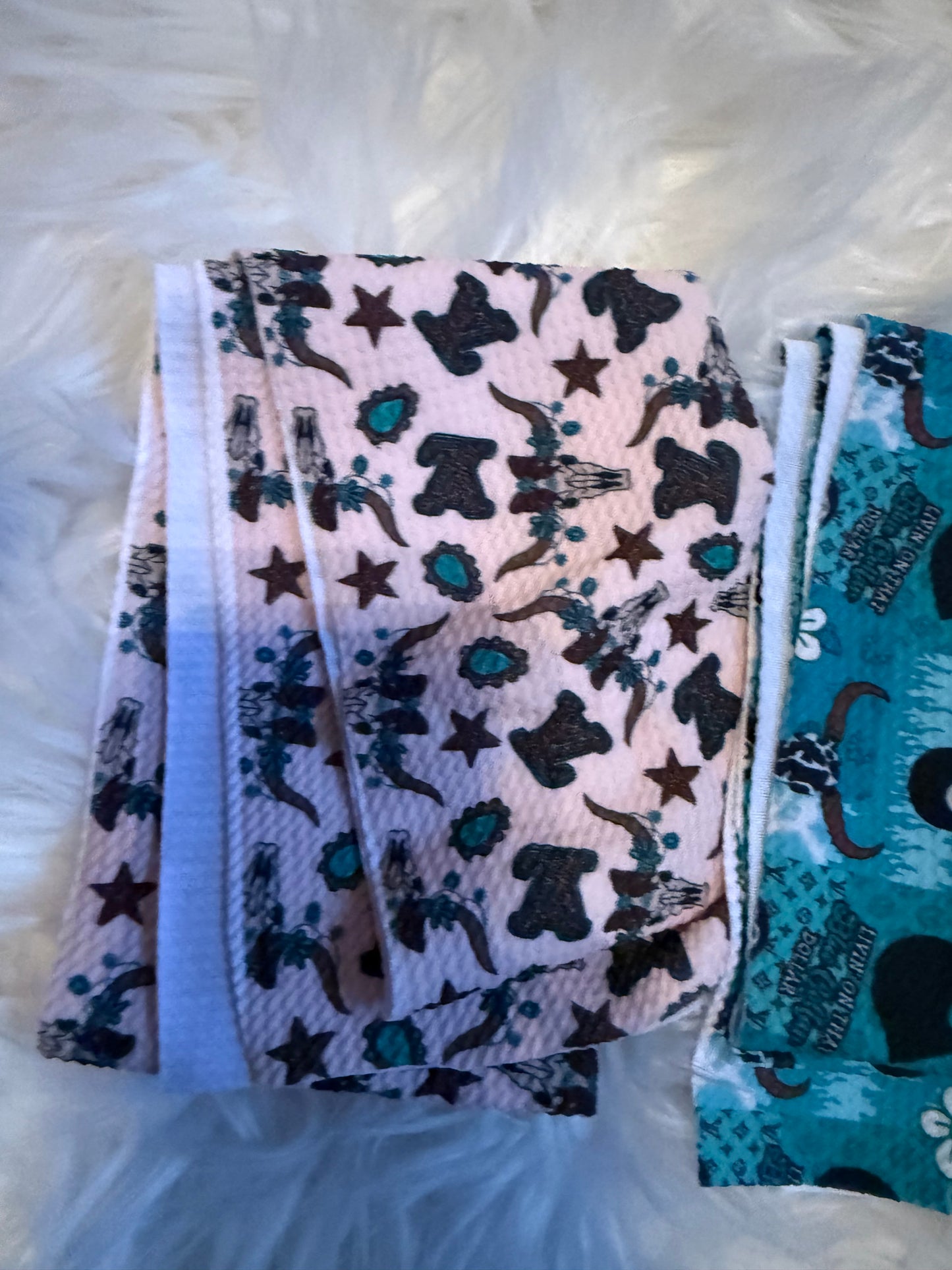 $2 strip closeout