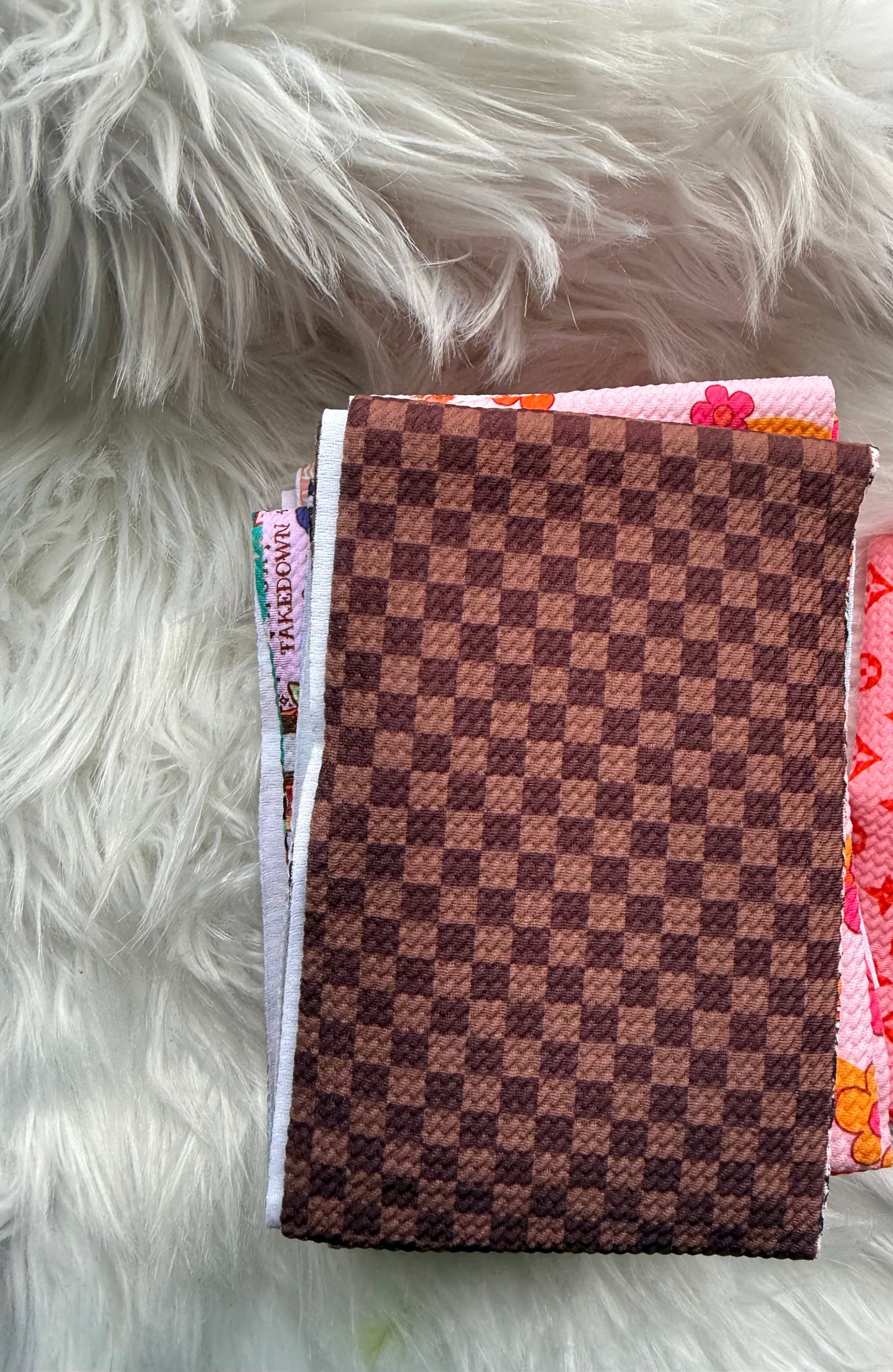 $2 strip read description