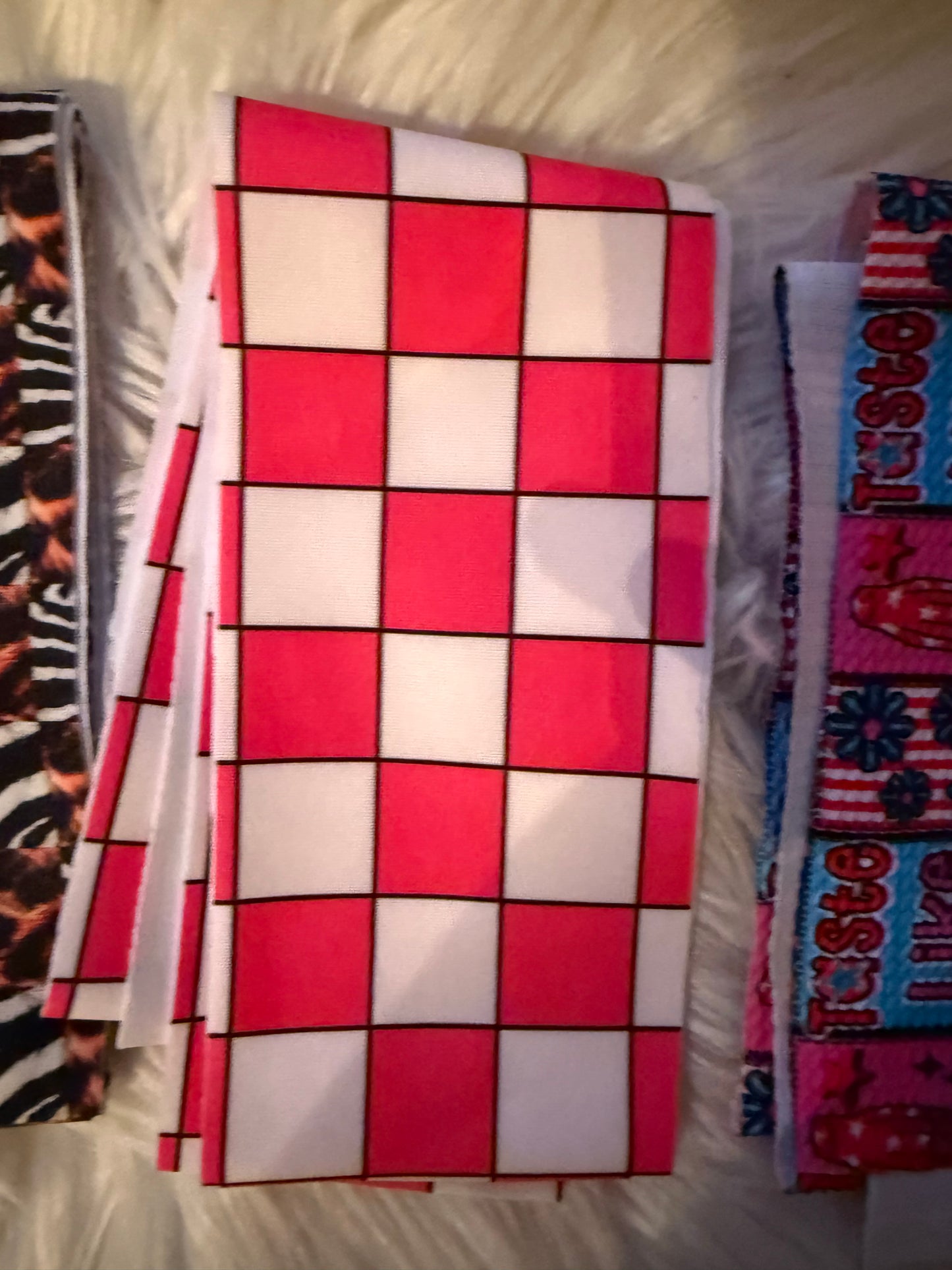 $2 strip closeout