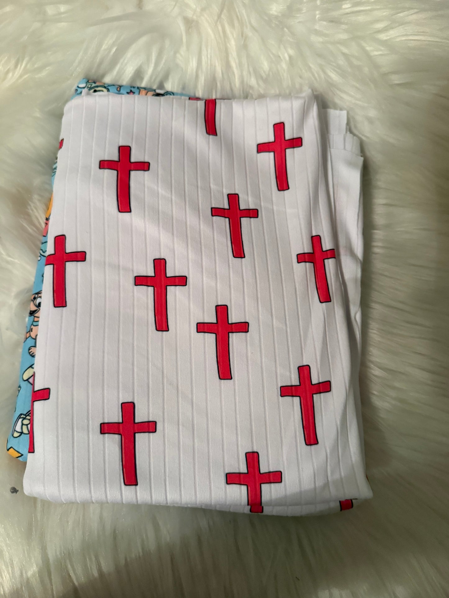 Pink crosses on white Brushed ribknit