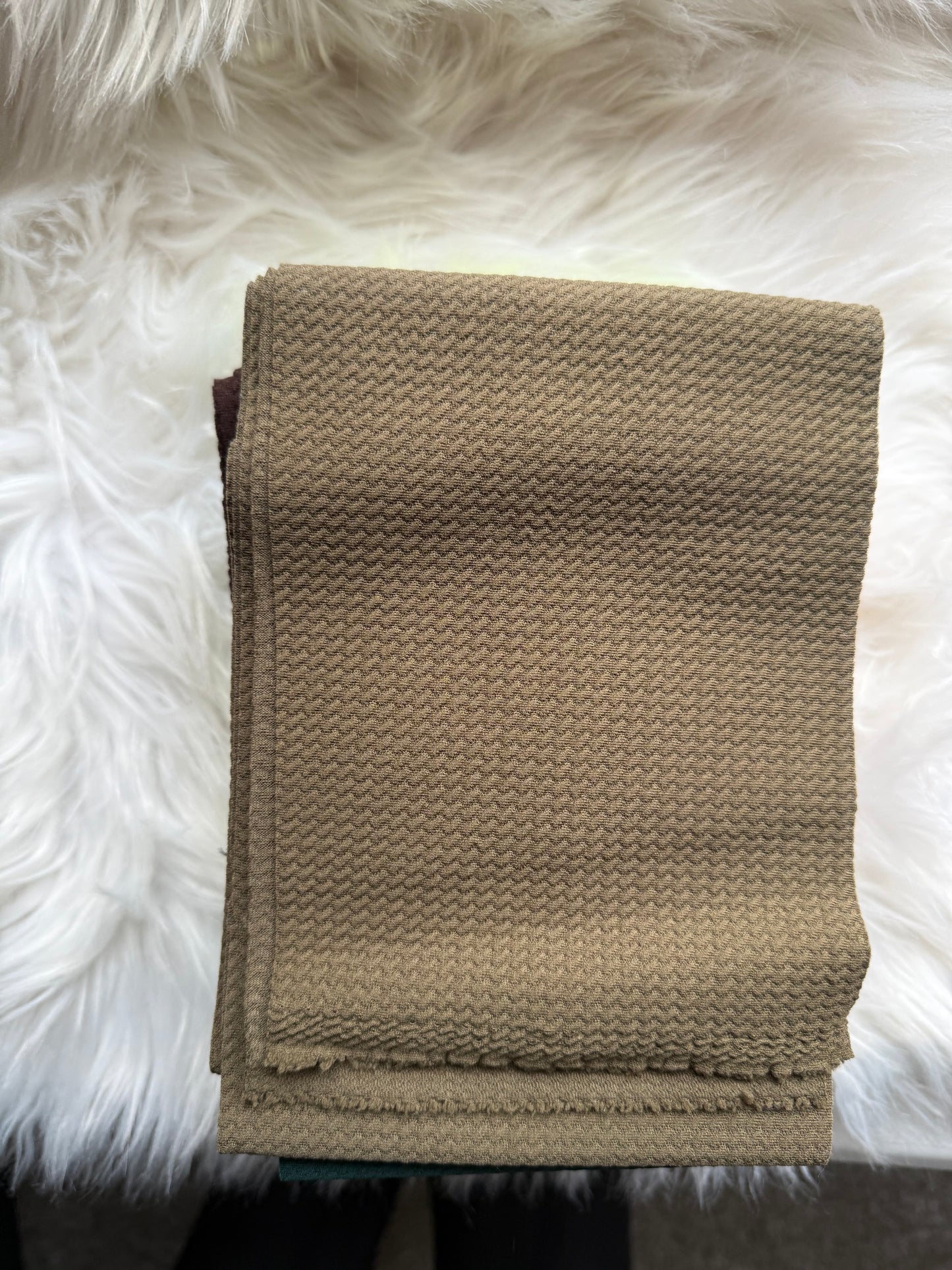 Olive green solid strip