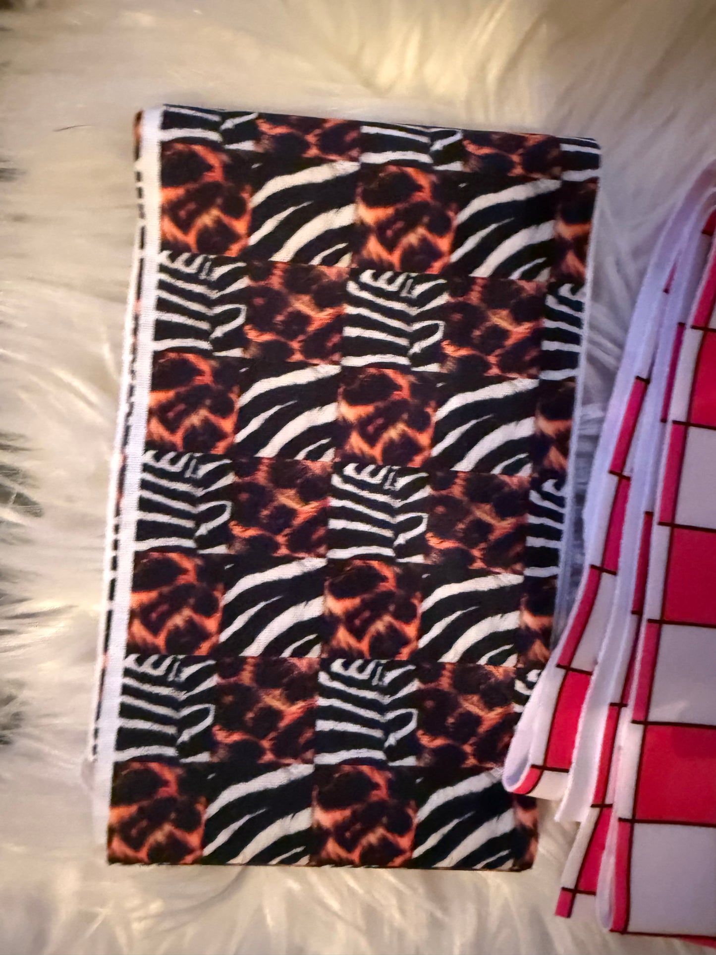 $2 strip closeout