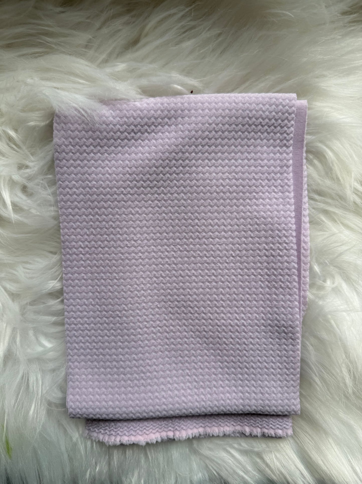 Pastel lilac solid strip