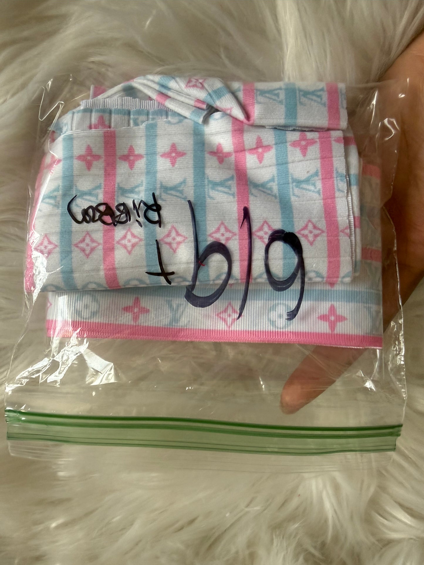 6/9 boujee newborn bummy + ribbbon set (Copy)