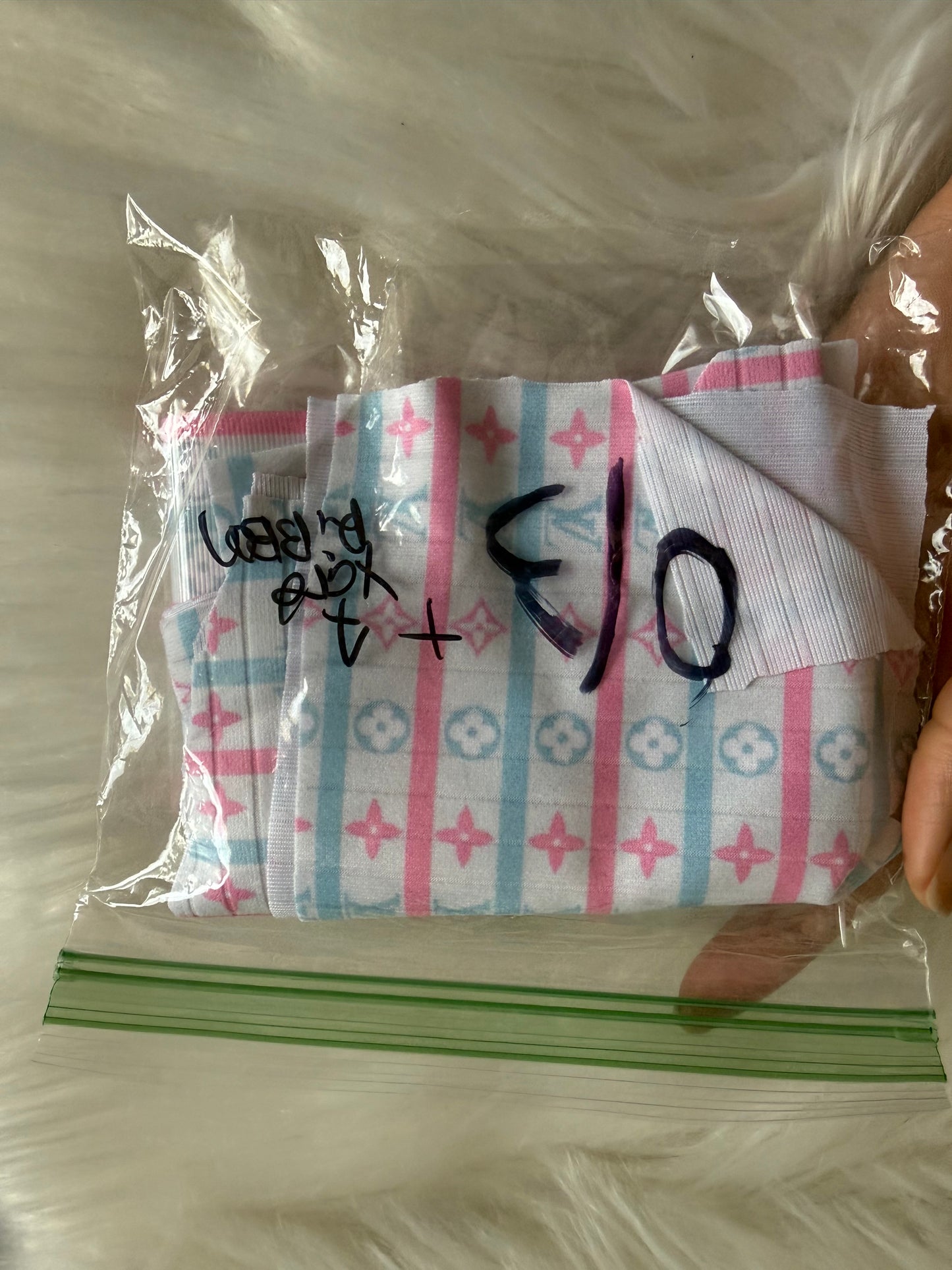 0/3 boujee newborn bummy + ribbbon set