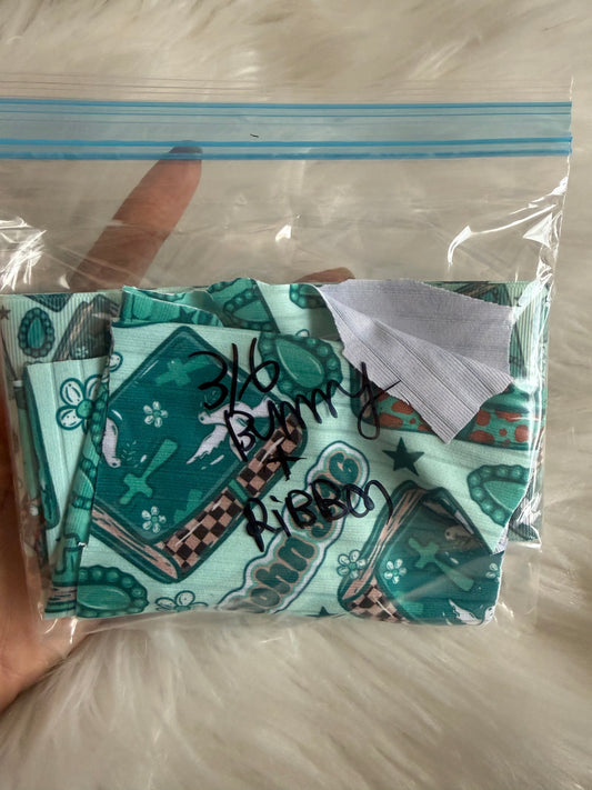 3/6Turqoise Bible bummy + ribbon set