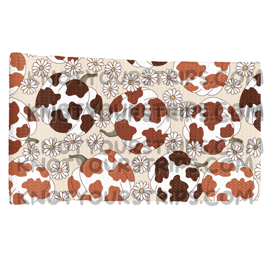 Cowprint pumpkins   strip